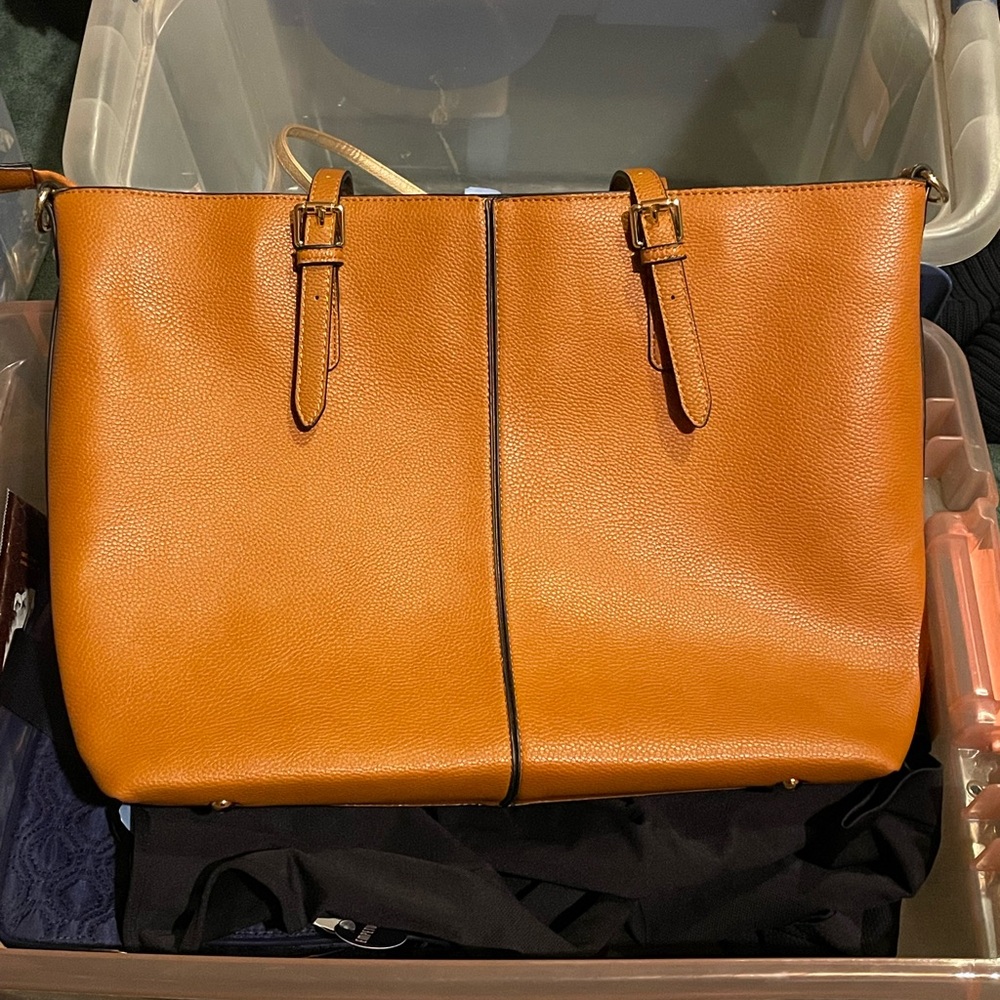Elegant Tan Leather large Tote Bag